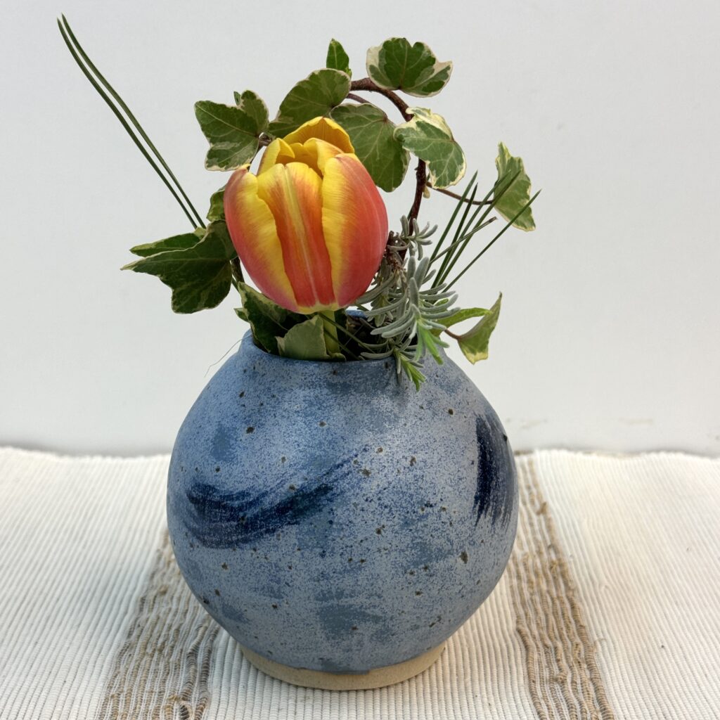 Moon jar&quot; blue vase